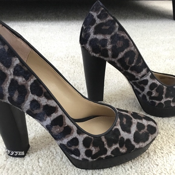 Michael Kors Leopard Platform - Picture 5 of 5